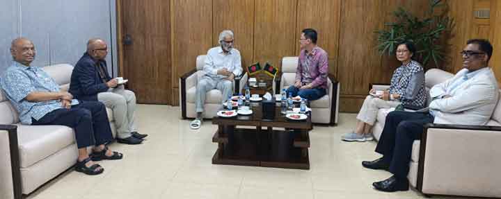 স্থানীয় সরকার উপদেষ্টার সাথে সিরডাপ মহাপরিচালকের বৈঠক অনুষ্ঠিত